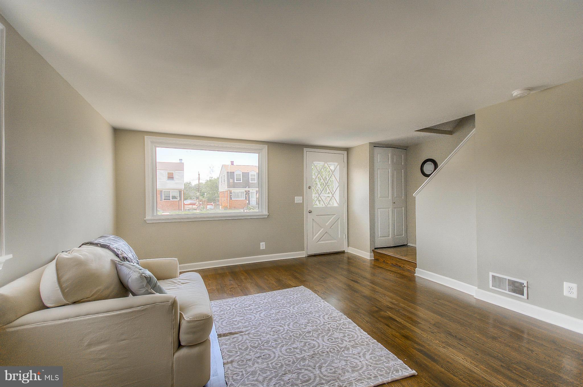 8032 Stratman Road Baltimore, MD 21222 - Photo 5 of 13 Living Room
