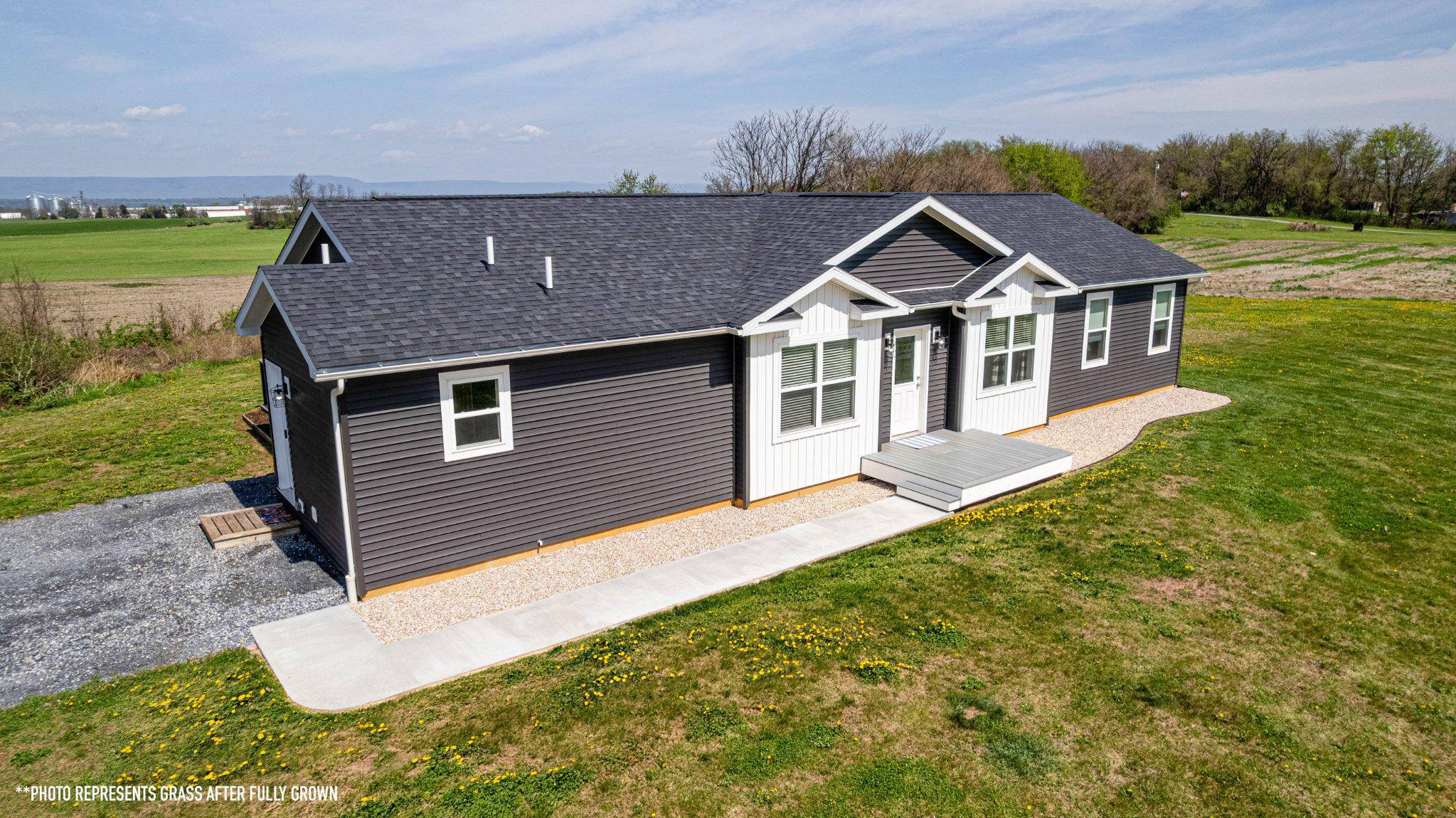 6261 Sheller Road Chambersburg, PA 17202 - Photo 1 of 52 Front