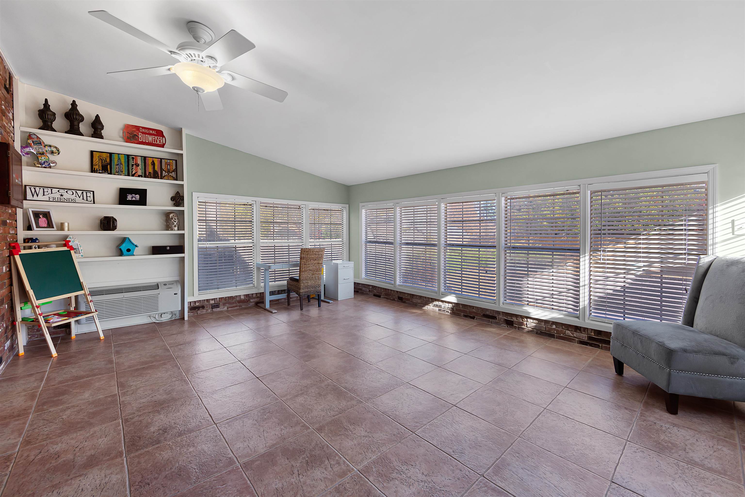 1213 Heather Ridge Cove Collierville, TN 38017 - Photo 11 of 25 a view of a livingroom with furniture and toys
