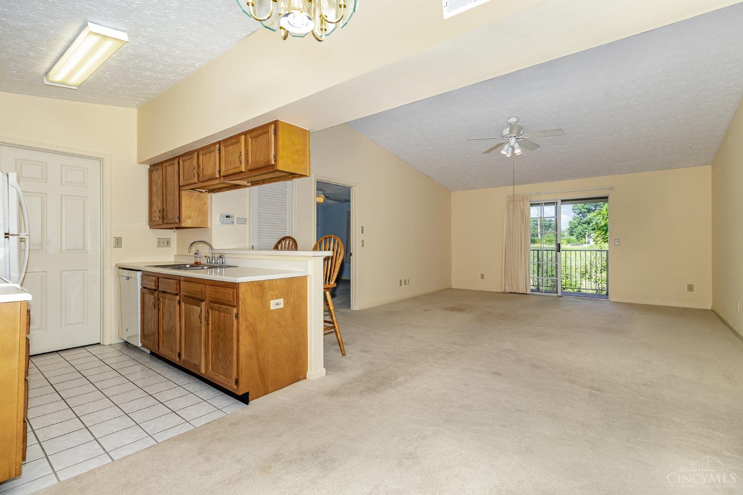 3545 Jessup Road, Unit 3B Cincinnati, OH 45239 - Photo 8 of 22