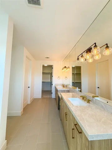 $949,000 | 11603 Royal Plain Avenue, Houston, TX 77082