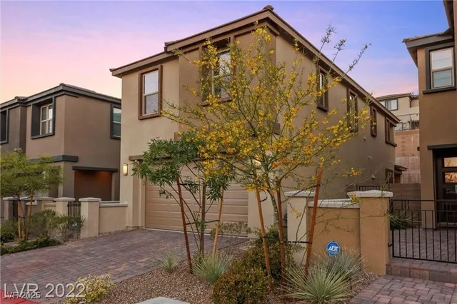 $2,800 | 12521 Lylan Ridge Street, Las Vegas, NV 89138