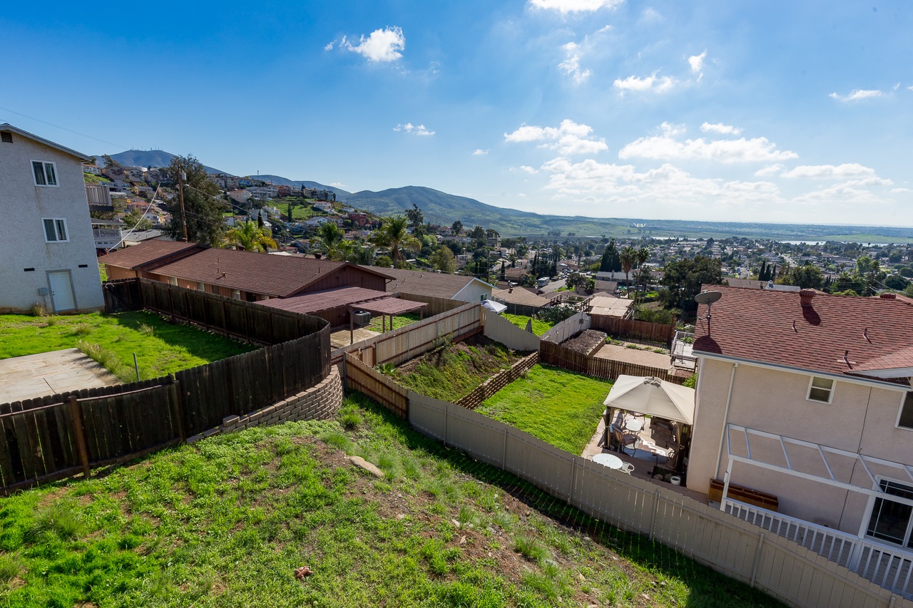 9571 Chestnut Street Spring Valley, CA 91977 - Photo 21 of 24 Gallery Image 21