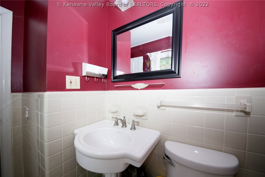 751 Lower Donnally Road Charleston, WV 25304 - Photo 26 of 30 Gallery Image 26