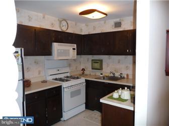 3245 Byberry Road Philadelphia, PA 19154 - Photo 4 of 12 Kitchen
