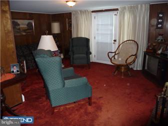 3245 Byberry Road Philadelphia, PA 19154 - Photo 6 of 12 Family Room