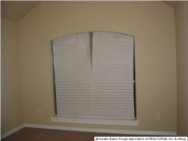 1910 Hunters Ridge Drive Baton Rouge, LA 70816 - Photo 17 of 21 Gallery Image 17