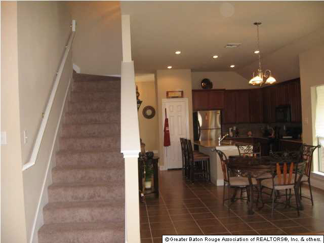 1910 Hunters Ridge Drive Baton Rouge, LA 70816 - Photo 18 of 21 Gallery Image 18