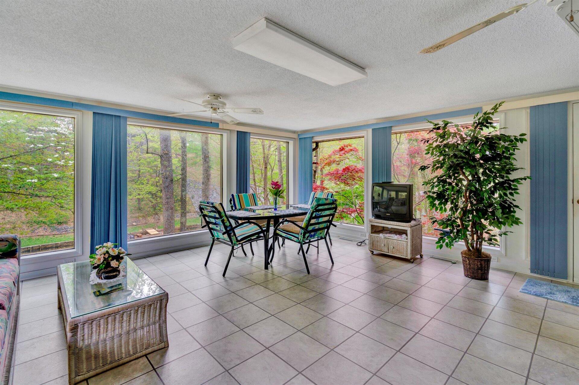 4157 Smith Mountain Road Penhook, VA 24137 - Photo 11 of 46 11-041520210014