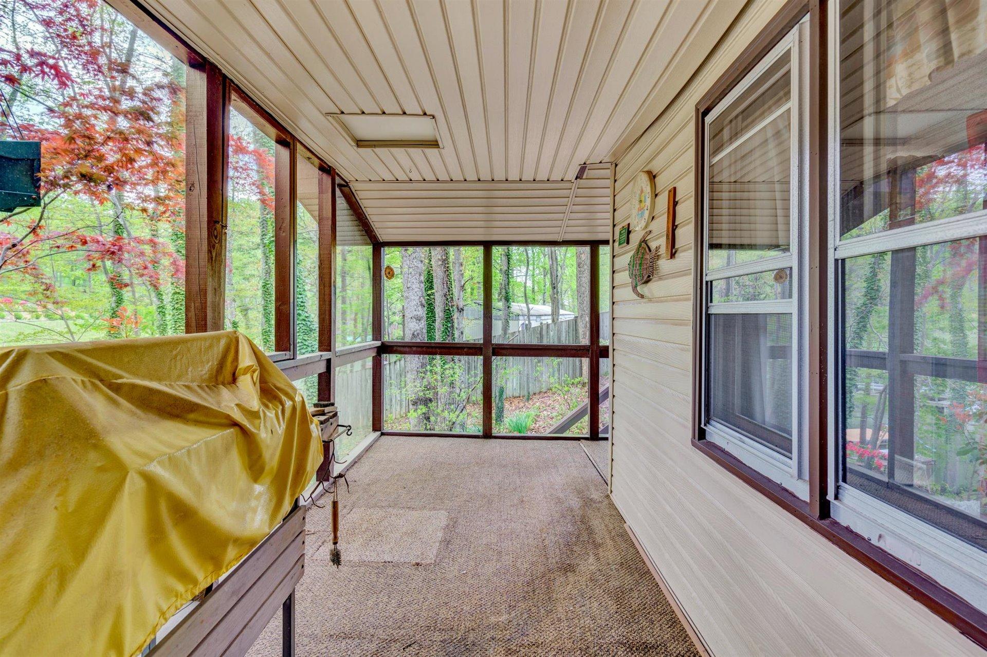 4157 Smith Mountain Road Penhook, VA 24137 - Photo 17 of 46 17-041520210020