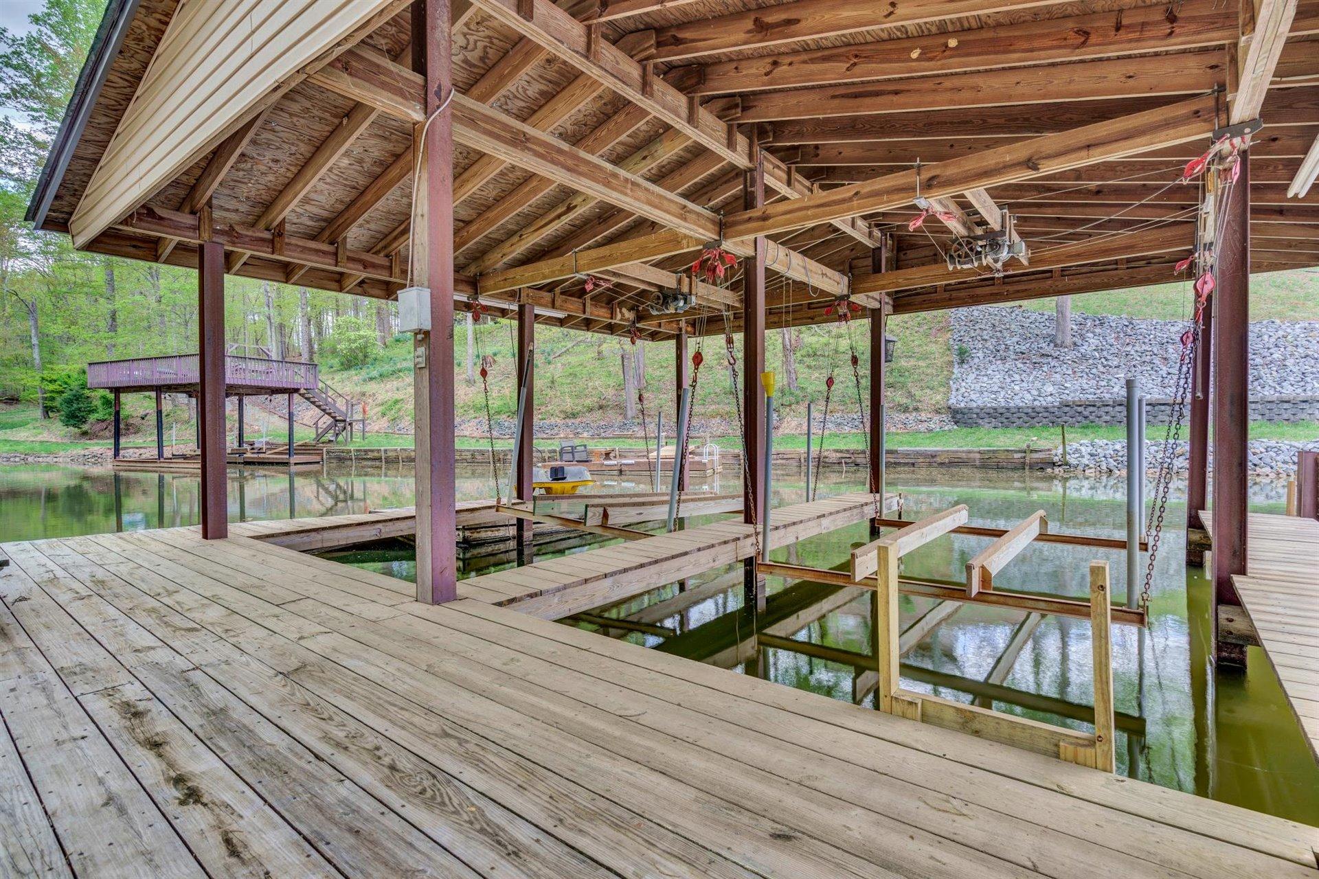 4157 Smith Mountain Road Penhook, VA 24137 - Photo 19 of 46 19-041520210022