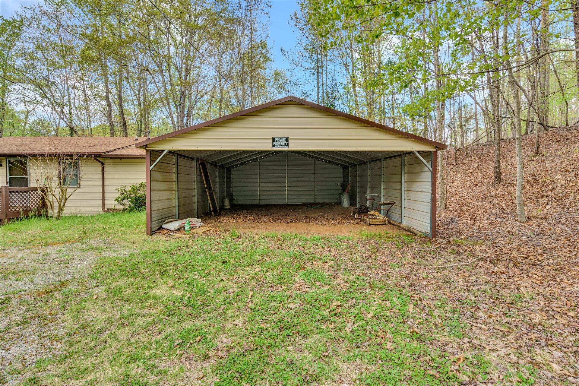 4157 Smith Mountain Road Penhook, VA 24137 - Photo 3 of 46 03-041520210029