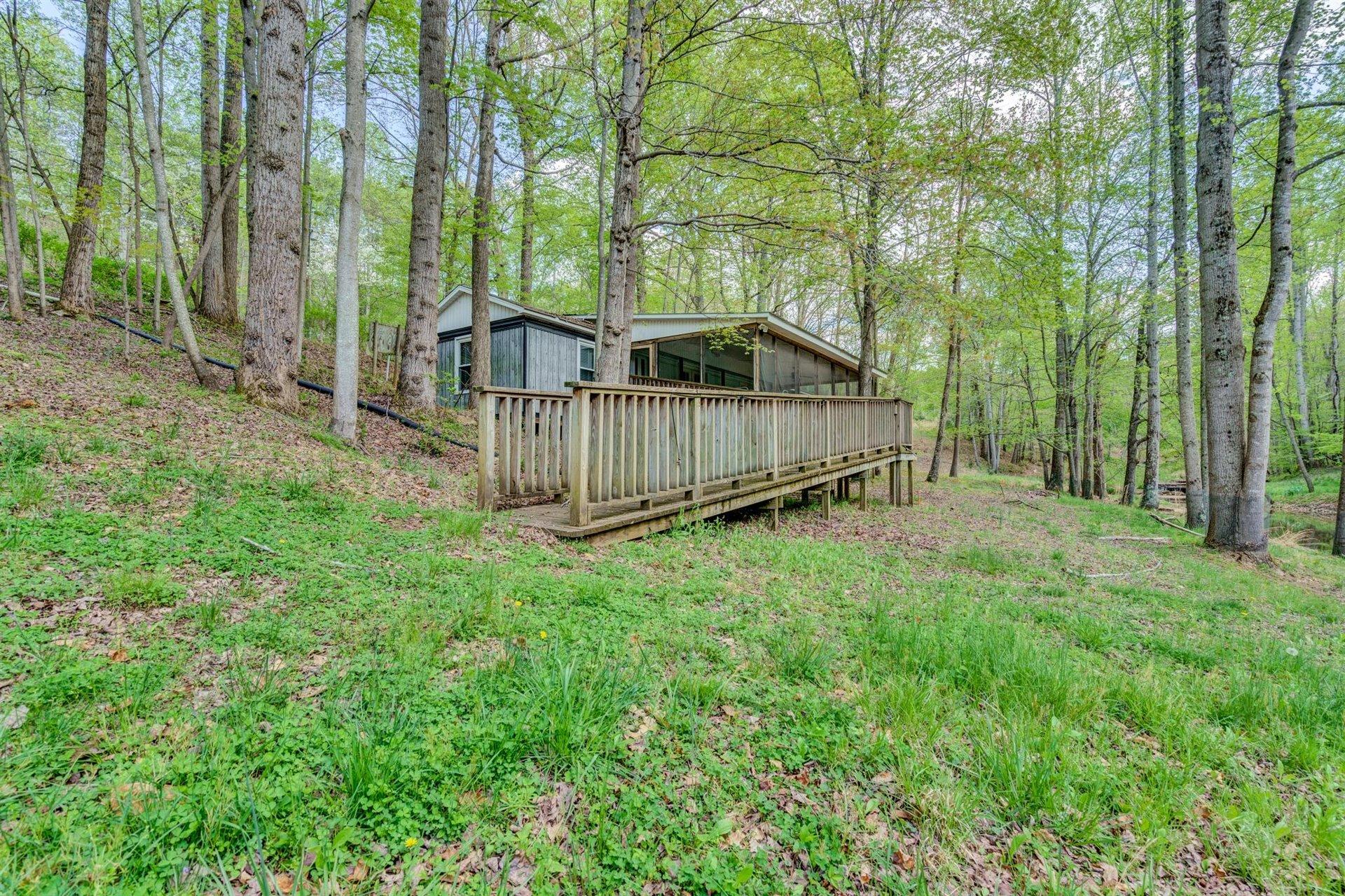 4157 Smith Mountain Road Penhook, VA 24137 - Photo 27 of 46 27-041520210041