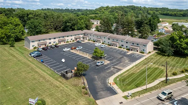 $410 | 1063 East Cascade Avenue, Unit 12 ROOM 3, River Falls, WI 54022
