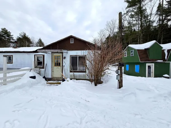 $99,900 | 463 Holtshire Road, Orange, MA 01364