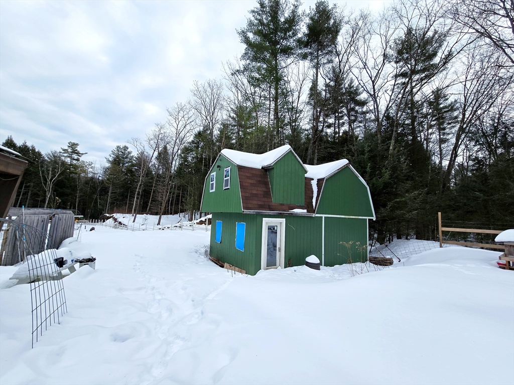 463 Holtshire Road Orange, MA 01364 - Photo 6 of 16