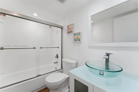 $829,000 | 575 Crandon Boulevard, Unit 707, Key Biscayne, FL 33149