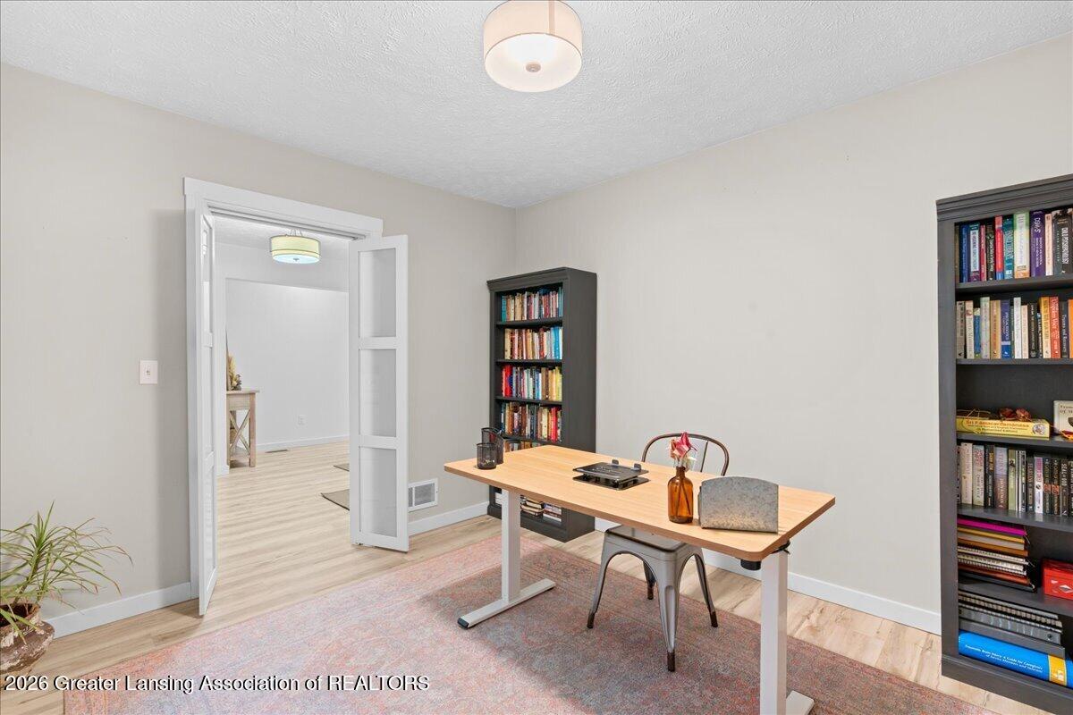 8471 Clark Road Laingsburg, MI 48848 - Photo 18 of 65 27-Media Jett -43