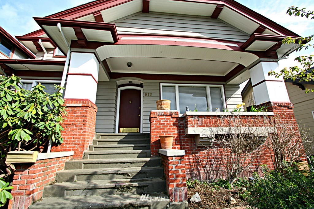 812 North 47th Street Seattle, WA 98103 - Photo 2 of 24 Gallery Image 2