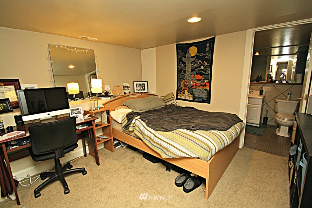 812 North 47th Street Seattle, WA 98103 - Photo 21 of 24 Gallery Image 21