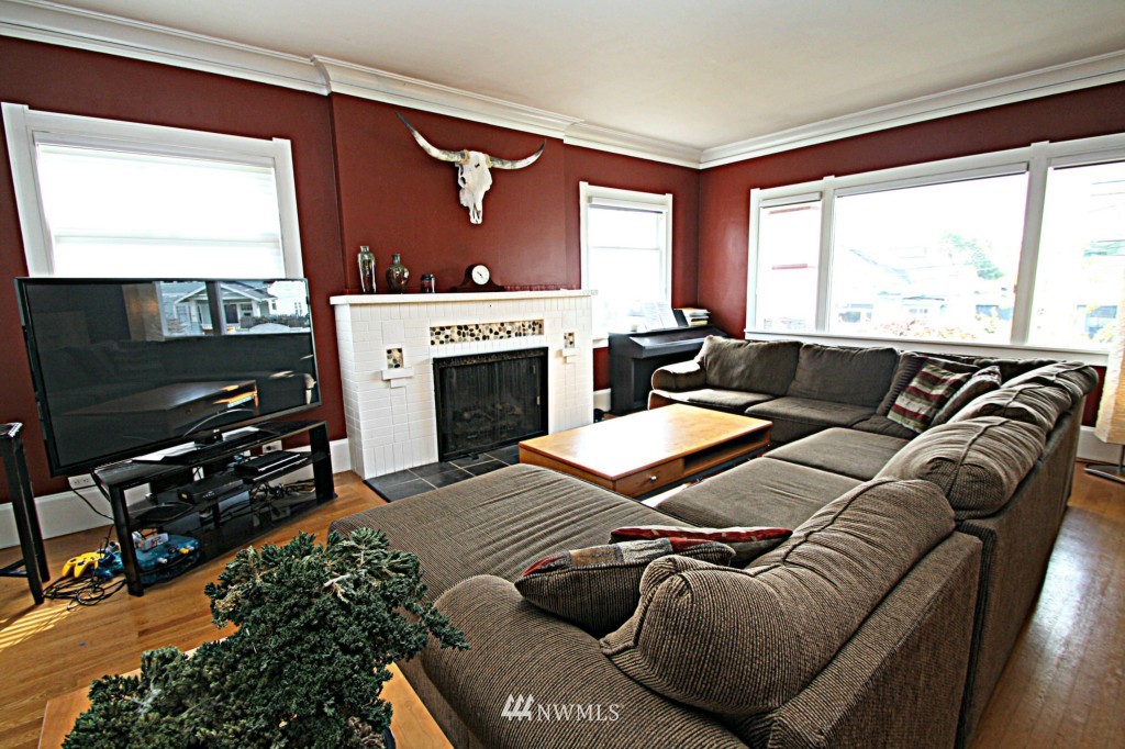 812 North 47th Street Seattle, WA 98103 - Photo 7 of 24 Gallery Image 7