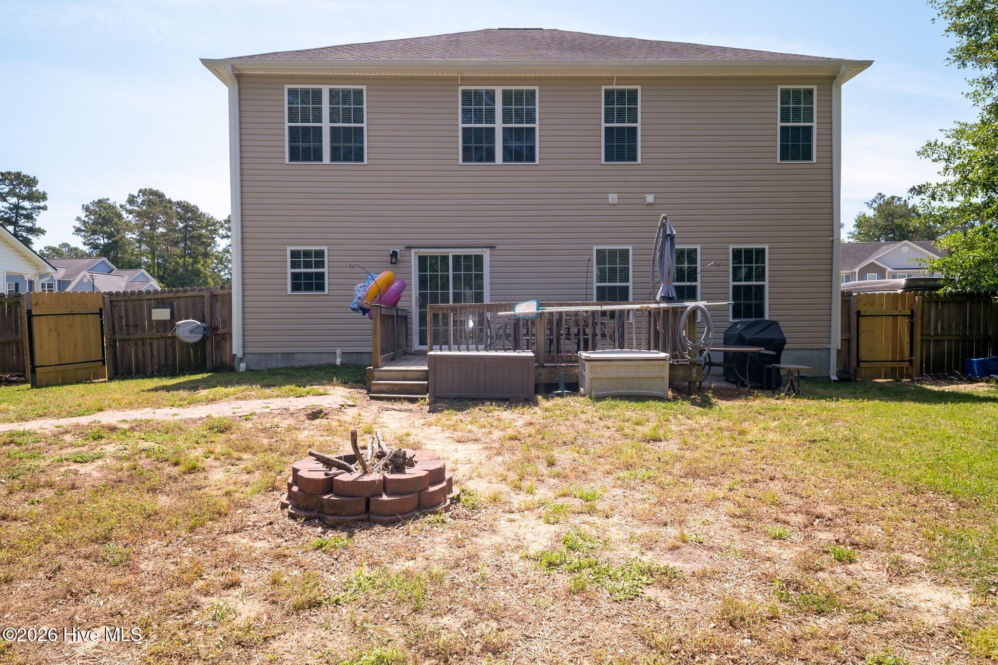 124 Saint Road Richlands, NC 28574 - Photo 41 of 55 124 Saint-33