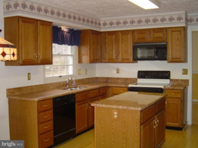 426 Rambler Road Bel Air, MD 21015 - Photo 12 of 28 Kitchen