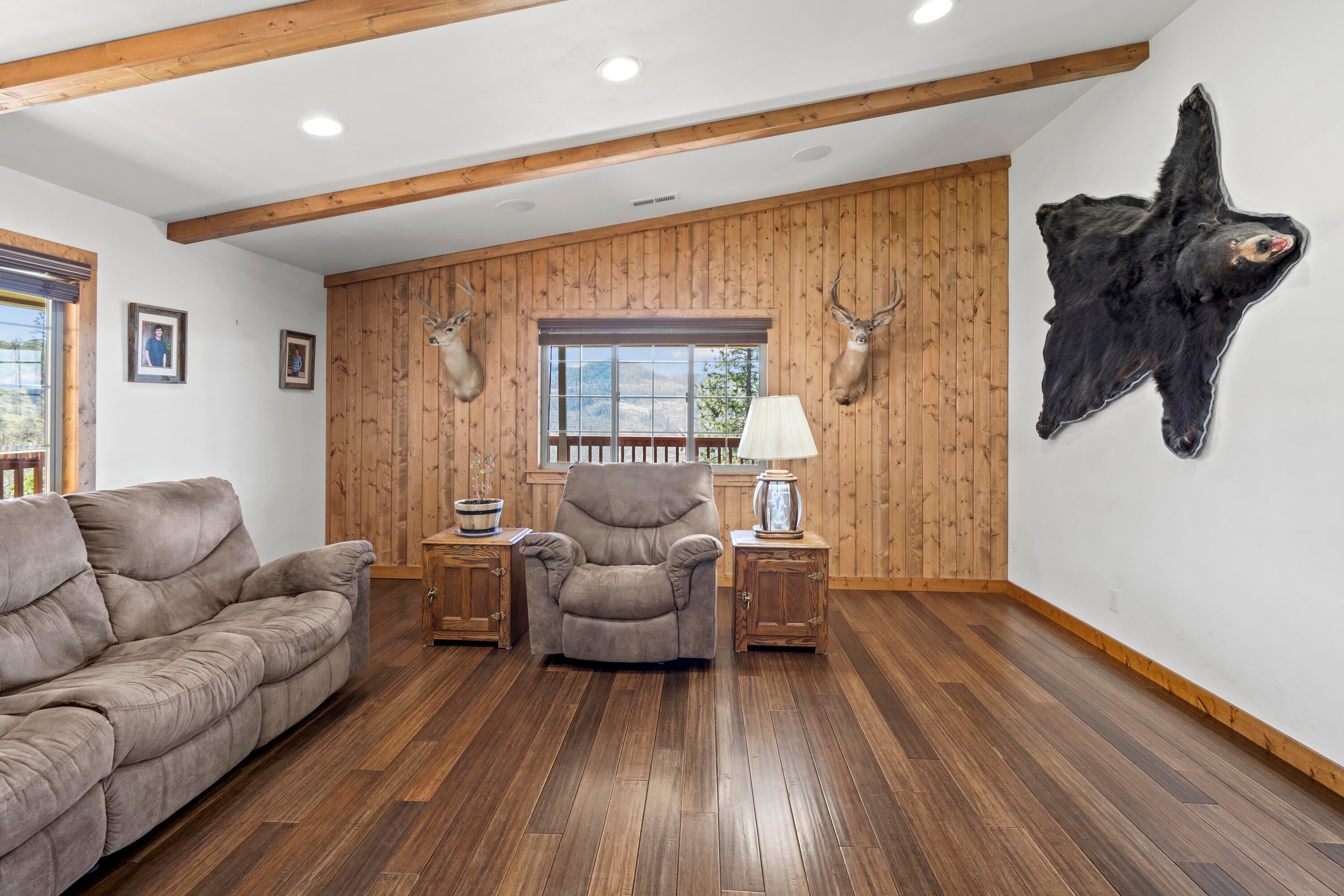 5039 East Antelope Road Eagle Point, OR 97524 - Photo 10 of 59 5039 East Antelope Road - 22