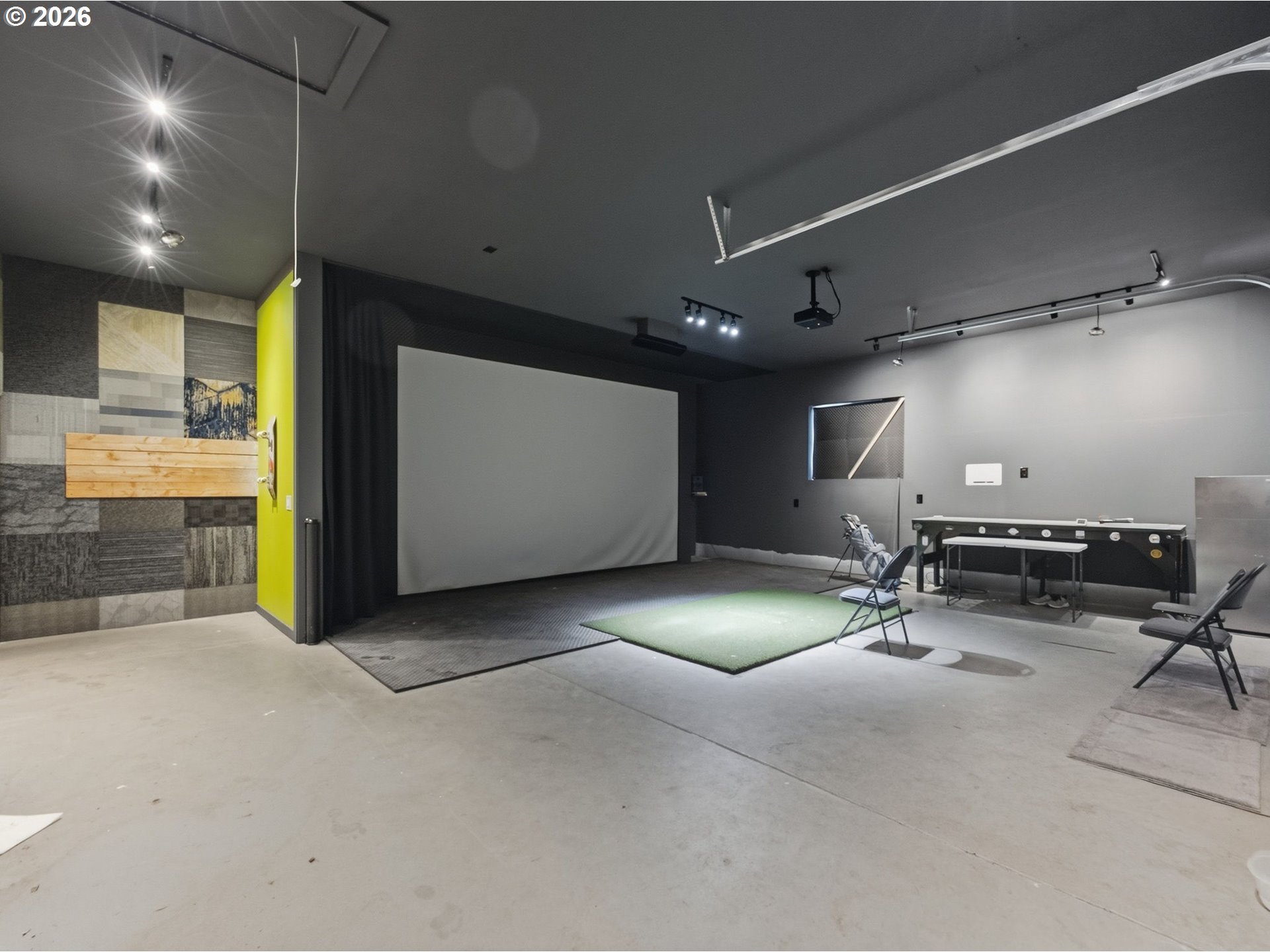 92938 Amie Loop Astoria, OR 97103 - Photo 37 of 42 a view of a room with gym equipment