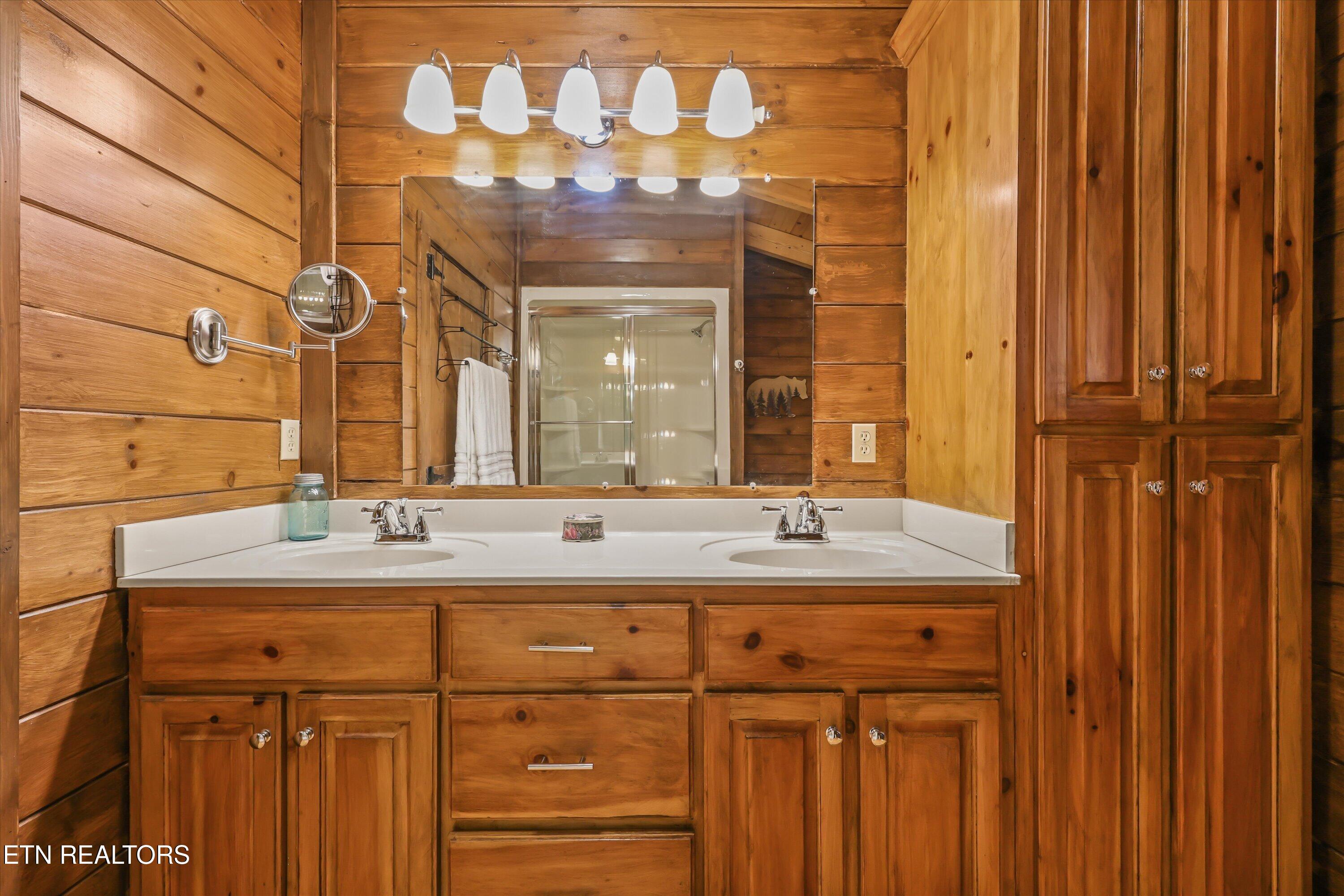 503 Domar Court Townsend, TN 37882 - Photo 30 of 53 30-503 Domar Ct 24