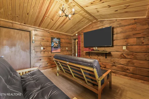 $799,900 | 503 Domar Court, Townsend, TN 37882