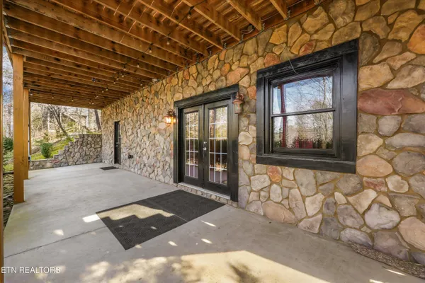 $799,900 | 503 Domar Court, Townsend, TN 37882