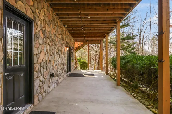 $799,900 | 503 Domar Court, Townsend, TN 37882