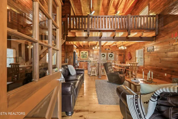 $799,900 | 503 Domar Court, Townsend, TN 37882