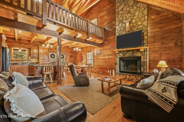 $799,900 | 503 Domar Court, Townsend, TN 37882