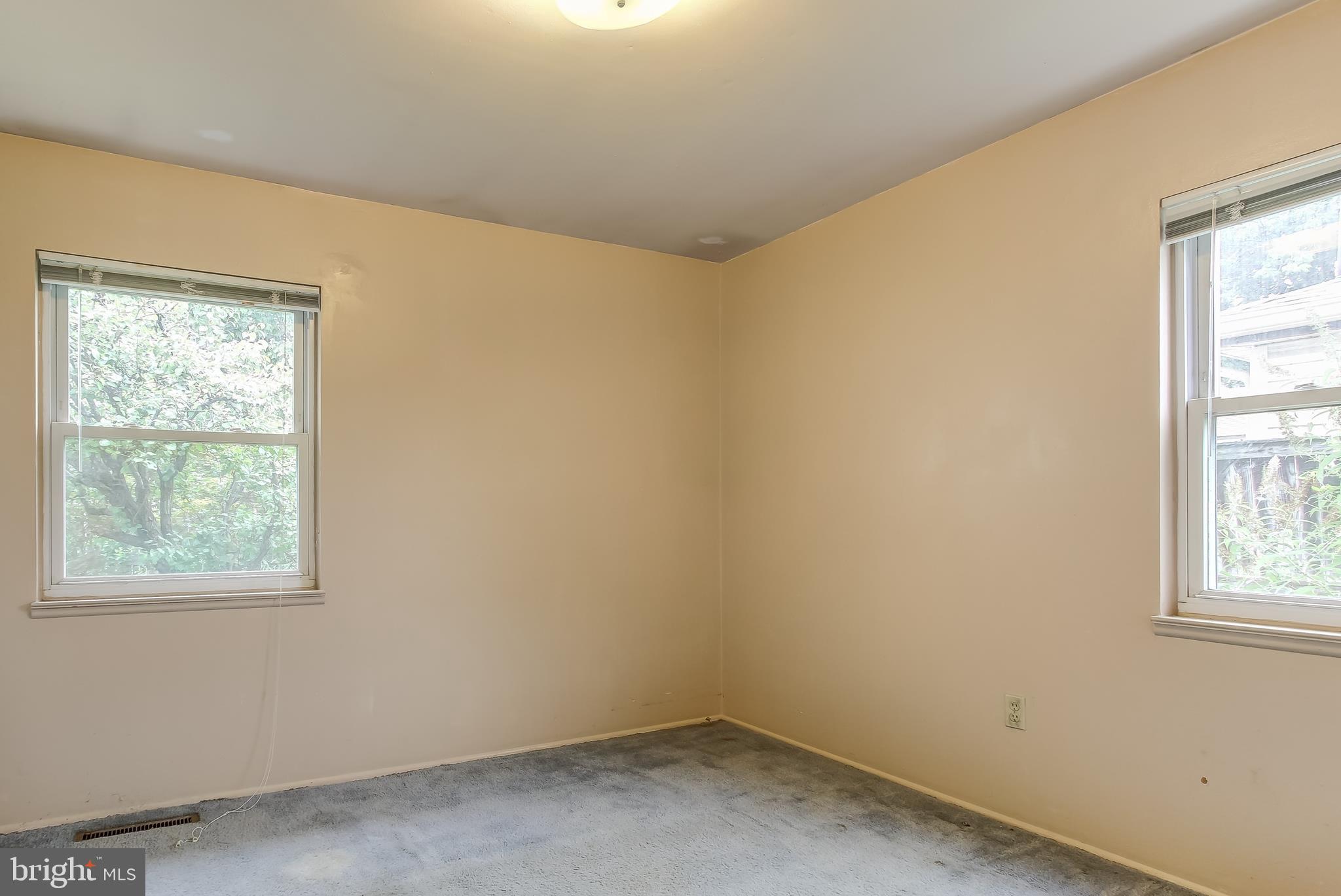 6206 Alamo Street Springfield, VA 22150 - Photo 18 of 22