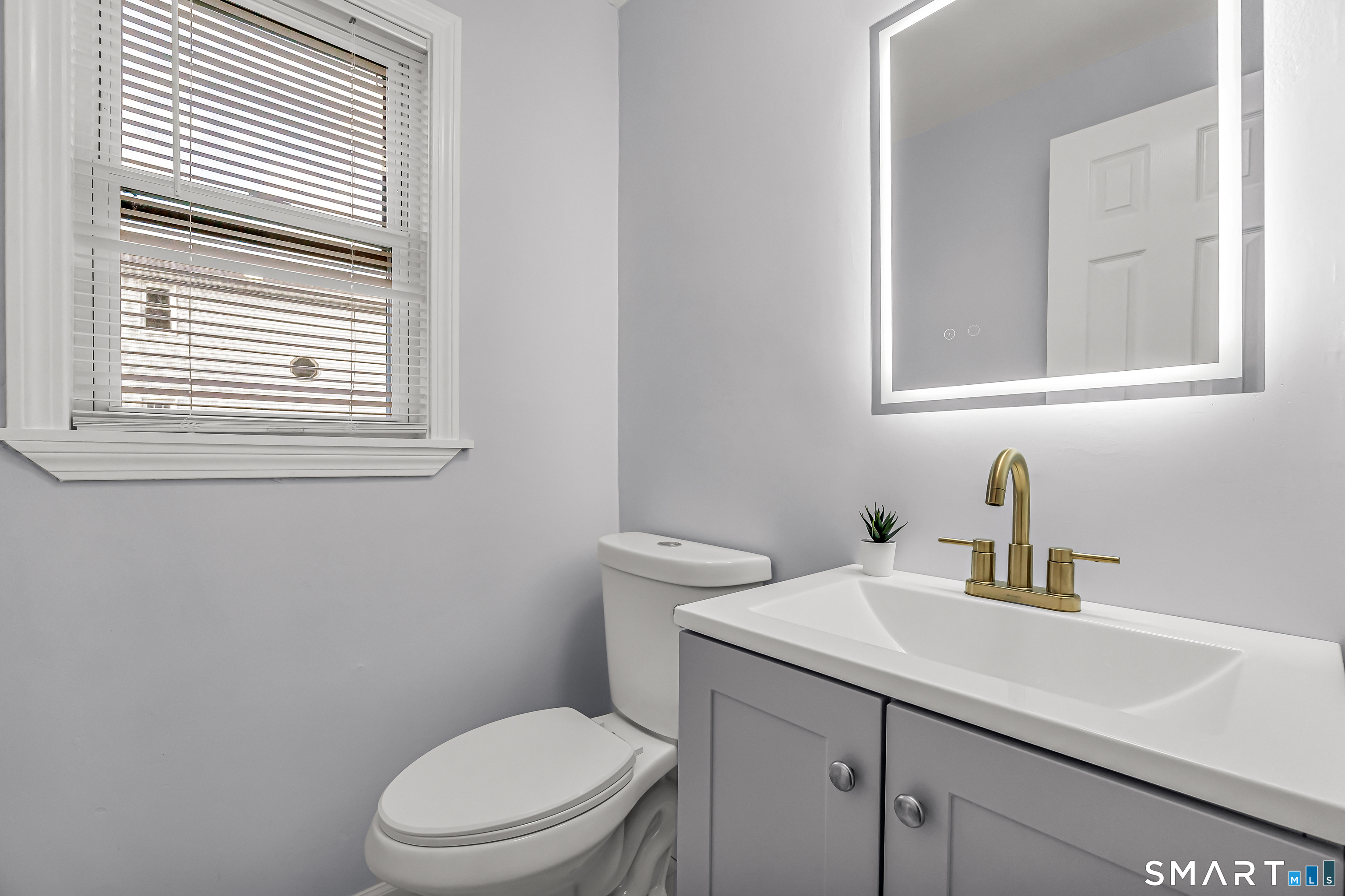 634 Newhall Street Hamden, CT 06517 - Photo 13 of 29