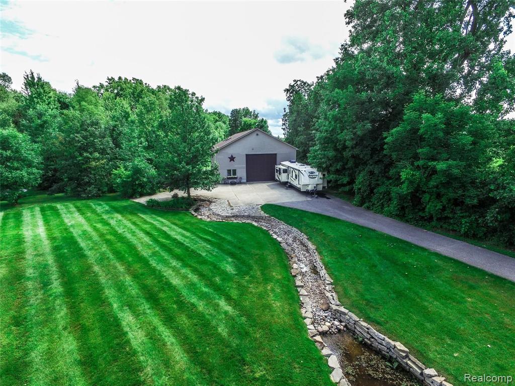 5255 Lahring Road Linden, MI 48451 - Photo 35 of 51