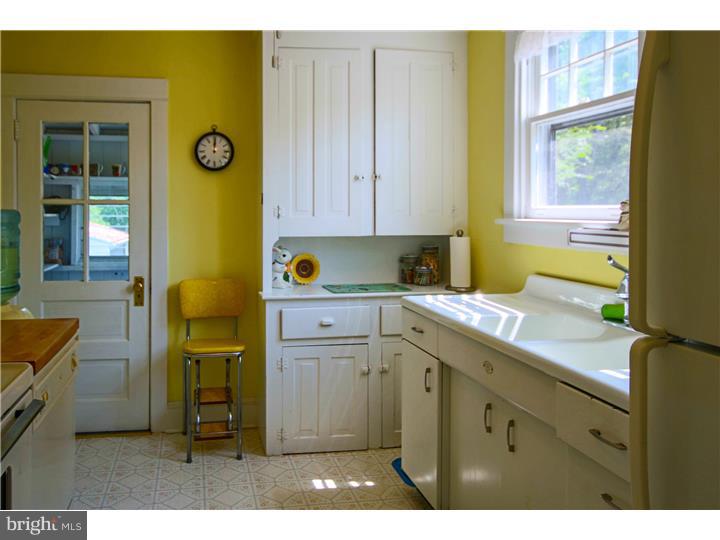 934 Davis Grove Road Horsham, PA 19044 - Photo 9 of 25 Gallery Image 9
