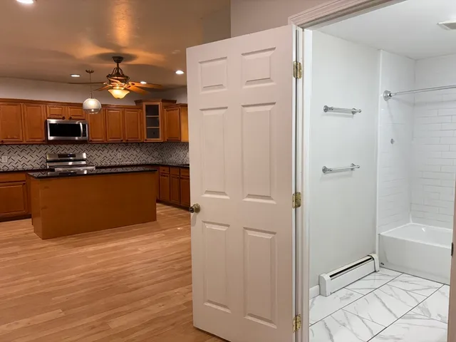 $2,100 | 2 Chapel Place, Unit 1, Pepperell, MA 01463