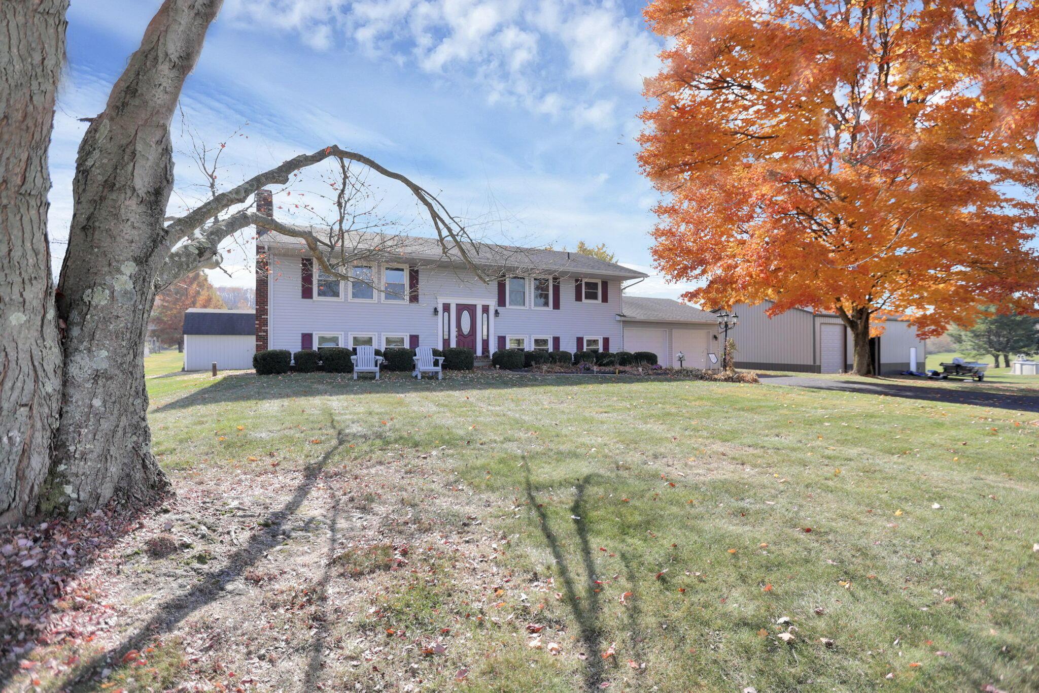8624 Stewart Road Northeast Newark, OH 43055 - Photo 3 of 105 3-web-or-mls-BS5A0113
