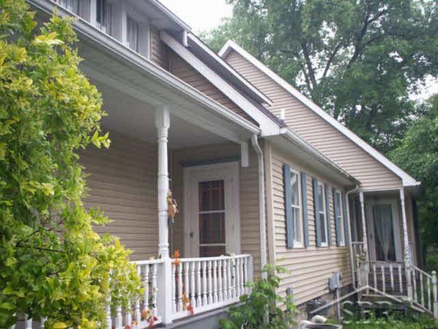 1204 Wilson Street Bay City, MI 48708 - Photo 3 of 6 20035111-2.JPG