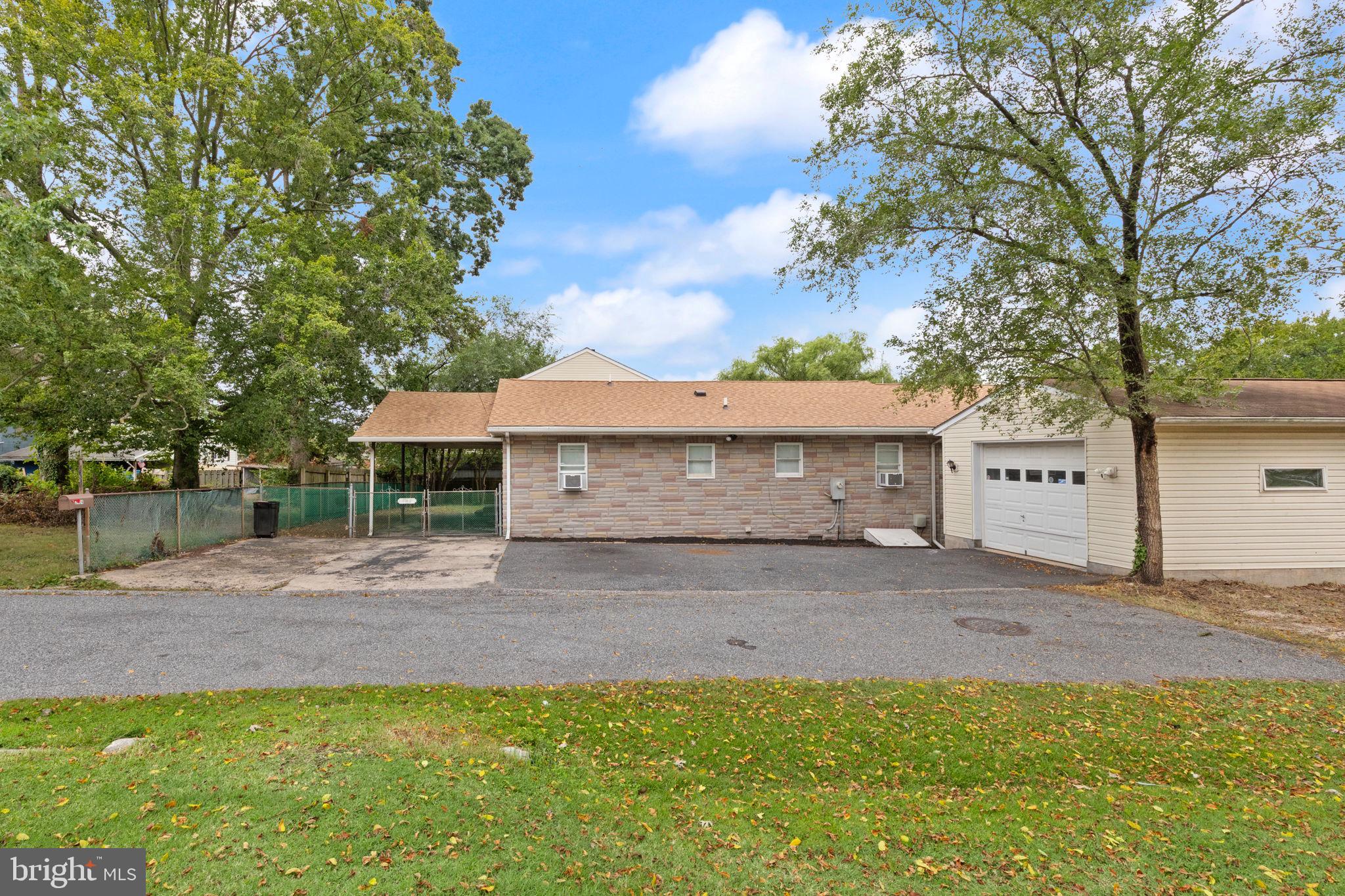 2424 Suncrest Road Sparrows Point, MD 21219 - Photo 2 of 40 Gallery Image 2
