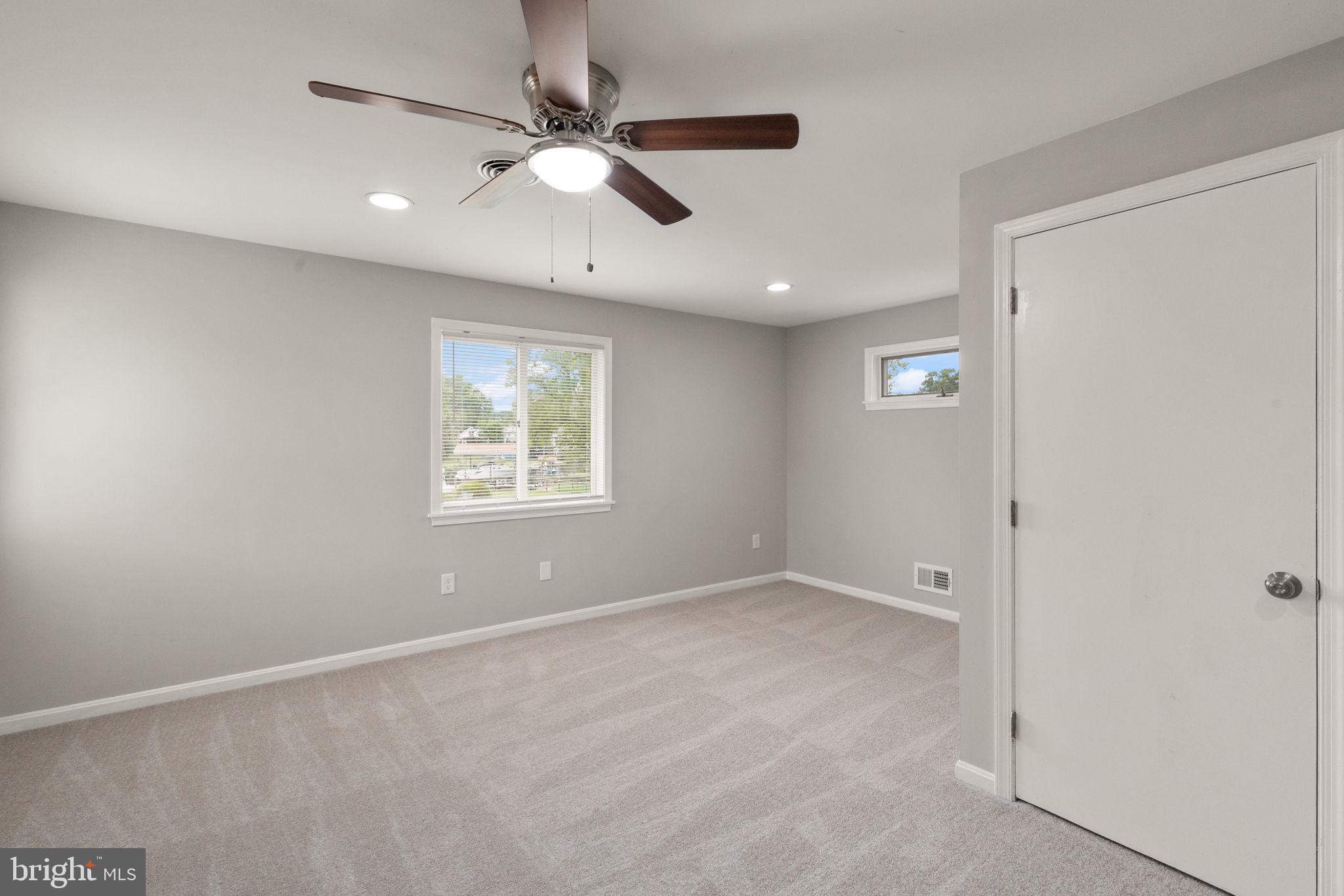 2424 Suncrest Road Sparrows Point, MD 21219 - Photo 31 of 40 Gallery Image 31