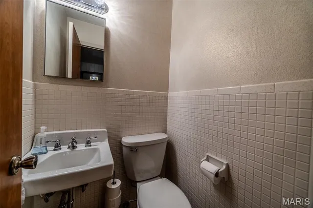 $850,000 | 21355 County Road 5-406, Lebanon, MO 65536