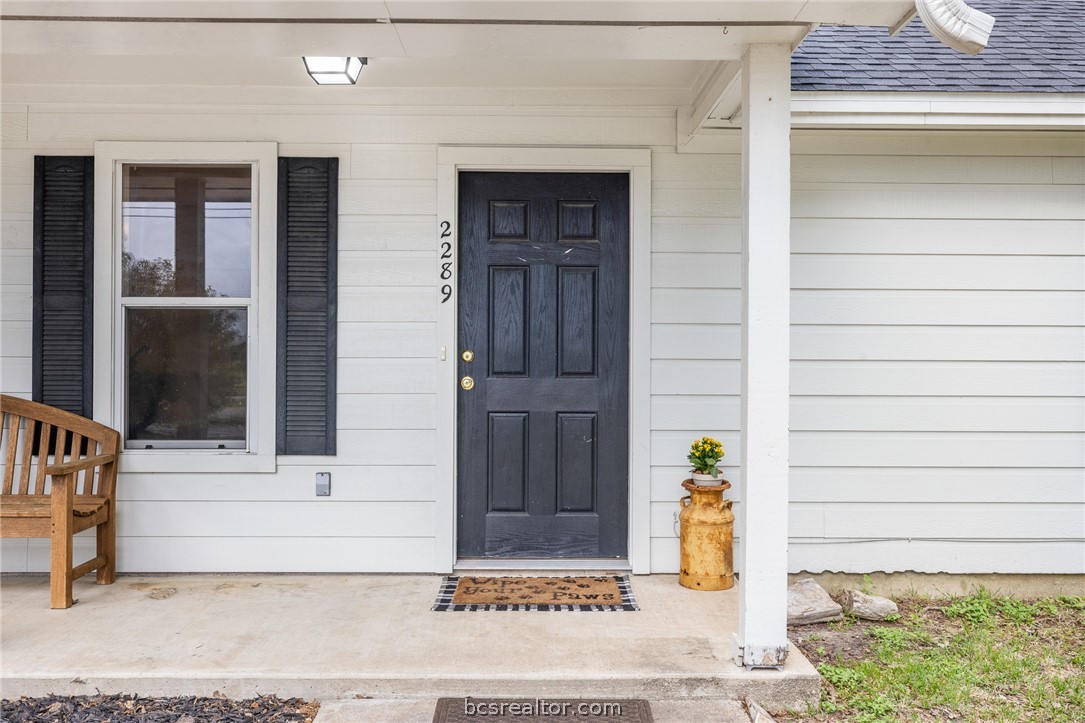 2287 North Earl Rudder Freeway Bryan, TX 77803 - Photo 11 of 32 a view of entrance gate of house
