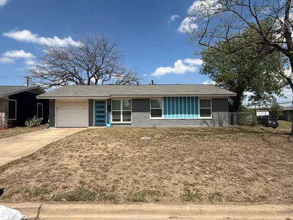 $440,000 | 1400 Kamar Drive, Austin, TX 78757