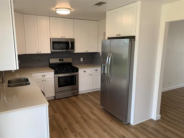 $440,000 | 1400 Kamar Drive, Austin, TX 78757