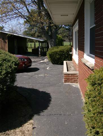 5210 South Sandusky Road Peck, MI 48466 - Photo 17 of 21 31100167-16.JPG