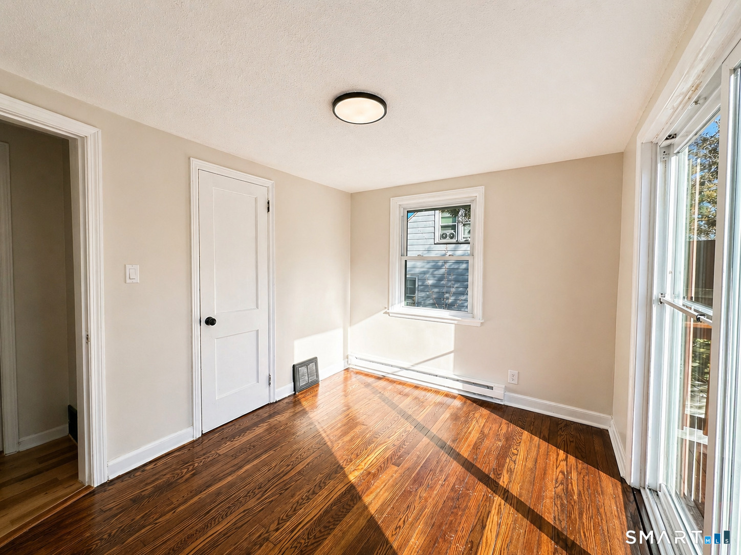 6 Peach Street Waterbury, CT 06708 - Photo 15 of 25